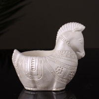 Кашпо "Лошадка с орнаментом" 8х9х6 см, перламутр