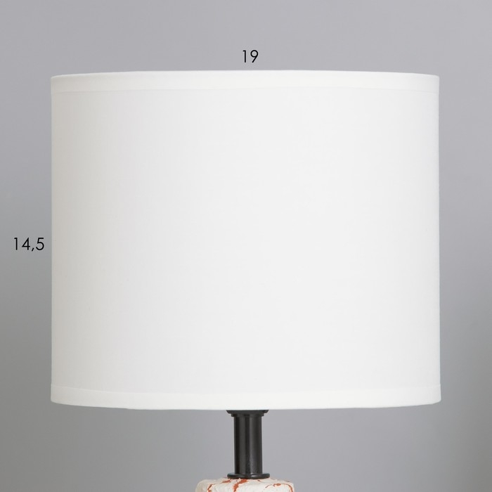 Лампа настольная "Мэй" 1х40Вт Е14 белый 18х18х34см