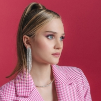 Серьги висячие со стразами &laquo;Лёд&raquo; полукруг, цвет белый в серебре