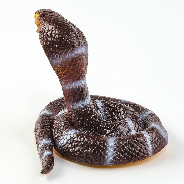 Новый год! Резиновая игрушка &laquo;Королевская кобра&raquo;