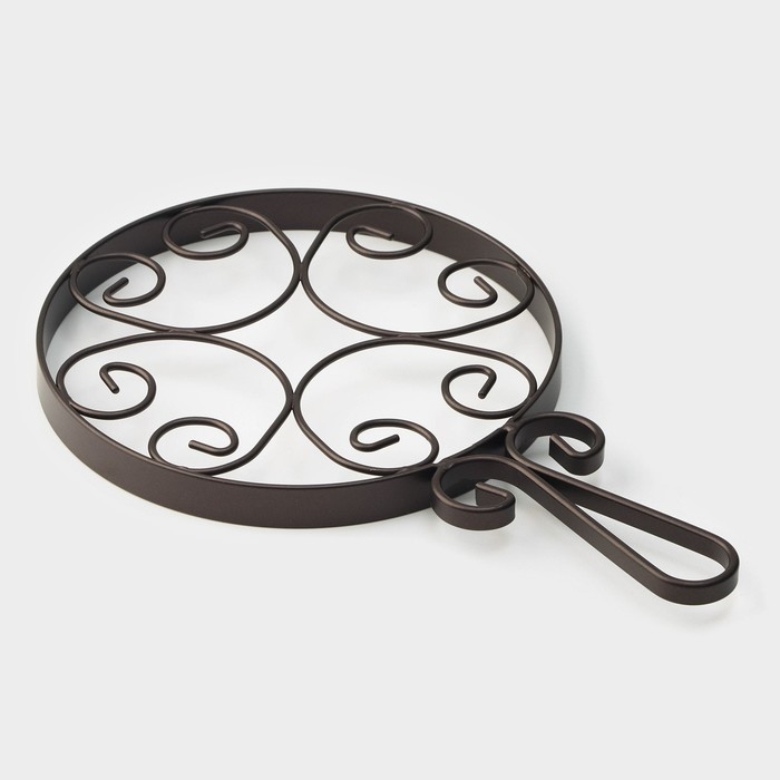 Подставка под горячее на ножках с ручкой Доляна &laquo;Сердца&raquo;, 25,5&times;16,3 см, цвет коричневый
