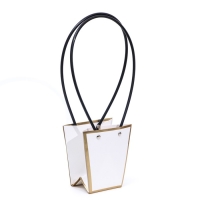 Сумка для цветов &laquo;Белая&raquo;, с тиснением, влагостойкая, 12 x 12 - 8 x 8 - 12,5 см