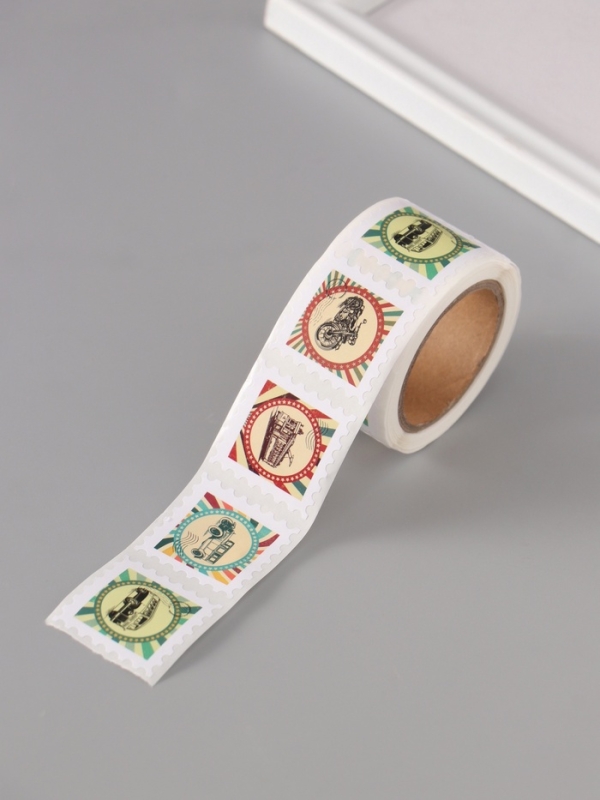 Наклейка бумага "Марки. Ретро транспорт" 3х3 см 200 шт в рулоне