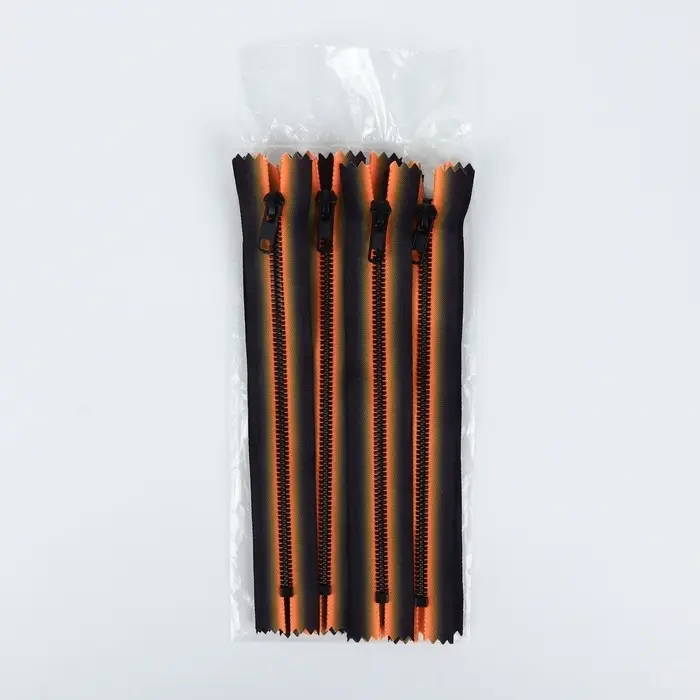 Молния &laquo;Трактор&raquo;, №5, неразъёмная, замок автомат, 20 см, оранжевая, чёрная