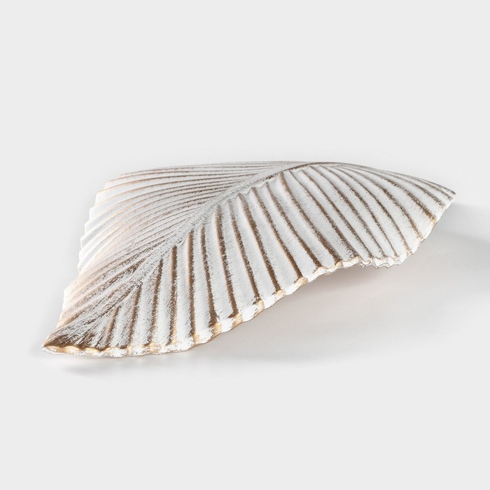 Блюдо для фруктов Доляна &laquo;Лист&raquo;, 35,5&times;20&times;5 см, цвет золотой с белым