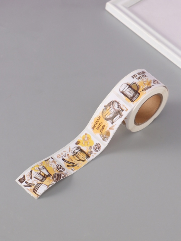 Наклейка бумага "Пиво" 3х5 см 200 шт в рулоне