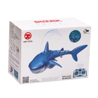 Акула радиоуправляемая &laquo;Белая&raquo;, плавает, брызгает водой, работает от аккумулятора, цвет синий
