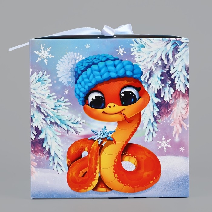 Новый год. Коробка подарочная новогодняя складная &laquo;Змея 2025&raquo;, 18 х 18 х 18 см, Новый год