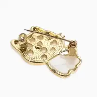 Брошь перламутровый "Котёнок", цвет белый в золоте