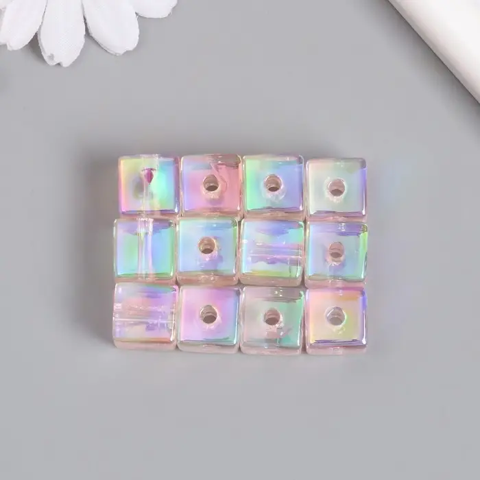 Бусина для творчества пластик "Кубик. Прозрачный перламутр" розовый 1,4х1,4х1,4 см
