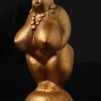 Фигура "Богиня плодородия" 13х6х6 см, бронза