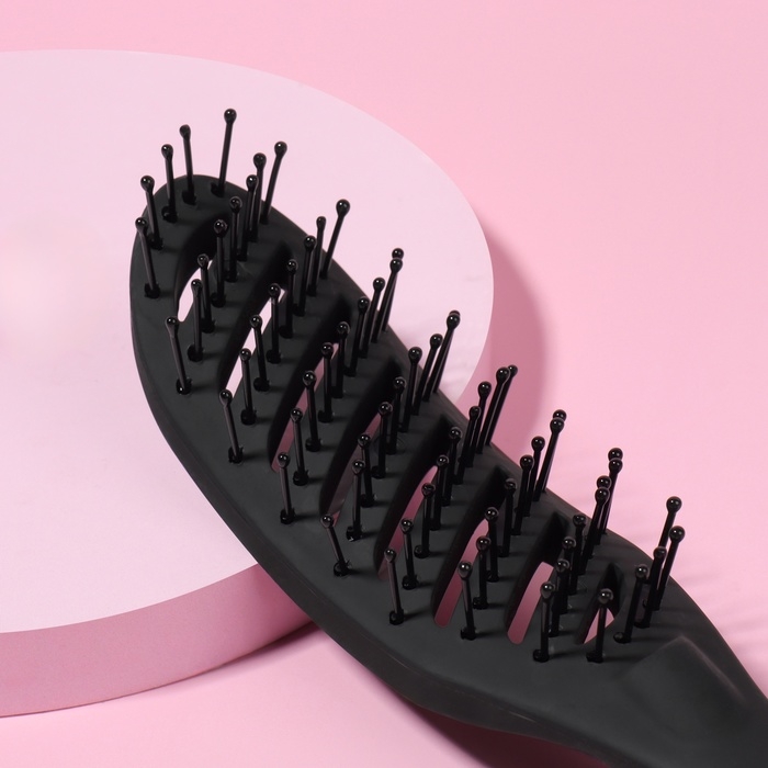 Расчёска массажная, вентилируемая, 4 &times; 24 см, цвет чёрный