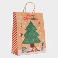 Новый год. Пакет бумажный подарочный новогодний крафт "Новогодняя ёлка", 33 &times; 26 &times; 12 см.