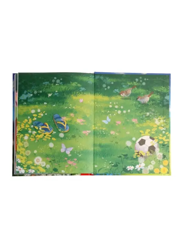 Книга в твёрдом переплёте "Удачное лето", 112 стр.