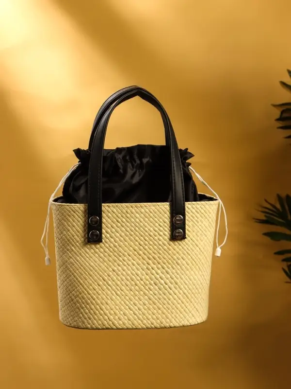 Сумка плетёная из пандана, 23&times;14&times;35 см, бежево-чёрная