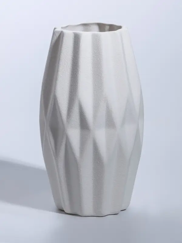 Ваза керамика настольная "Абиджил" геометрия, h=20х11, d=7,5 см, белый