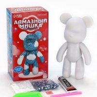 Алмазная мозаика на фигурке с полным заполнением &laquo;Медведь&raquo;, голубое небо с облаками