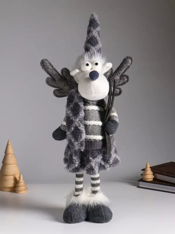 Кукла интерьерная "Лосиха в сером наряде, с лыжами" 14х12х45 см