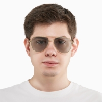 Очки солнцезащитные фотохромные, uv 400, дужка 14.3 см, ширина 13.7 см, линза 5.3 х 5.7 см    107979