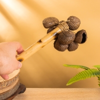 Сувенирный музыкальный инструмент &laquo;Маракас с орехами фруктового дерева&raquo;, 12&times;12&times;23 см