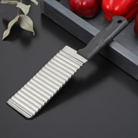 Нож для фигурной резки Доляна &laquo;Помощник&raquo;, 26 см, цвет чёрный