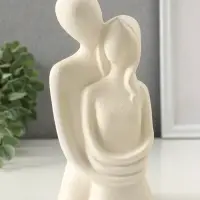 Бюст полистоун "Влюблённые - объятия" песочный 9х7,5х19,5 см
