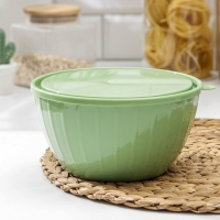 Салатник с крышкой &laquo;Fiesta&raquo;, 1,7 л, цвет МИКС