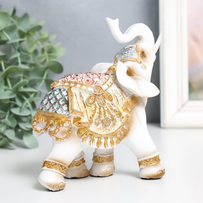 Сувенир полистоун "Белый слон в золотой богатой попоне" МИКС 6х11х13 см