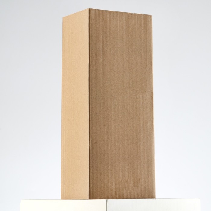 Кубок 132B, наградная фигура, золото, подставка камень, 24 &times; 8 &times; 7 см.