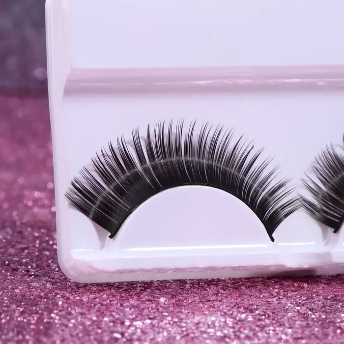 Ресницы накладные &laquo;Взгляд&raquo;, 11 мм, без клея, эффект МИКС