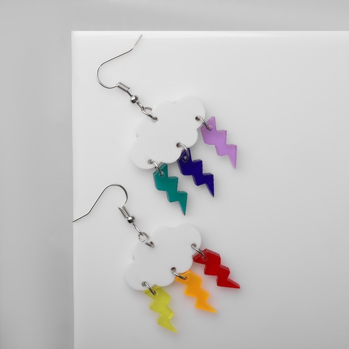 Серьги акрил &laquo;Облачко&raquo; с молниями, цветные в серебре