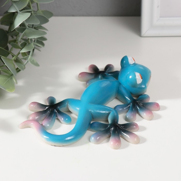 Сувенир полистоун "Маленький геккон" синий 13х11х3 см