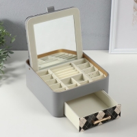 Шкатулка кожзам для украшений "Клетка" серая 20х22,5х9,5 см