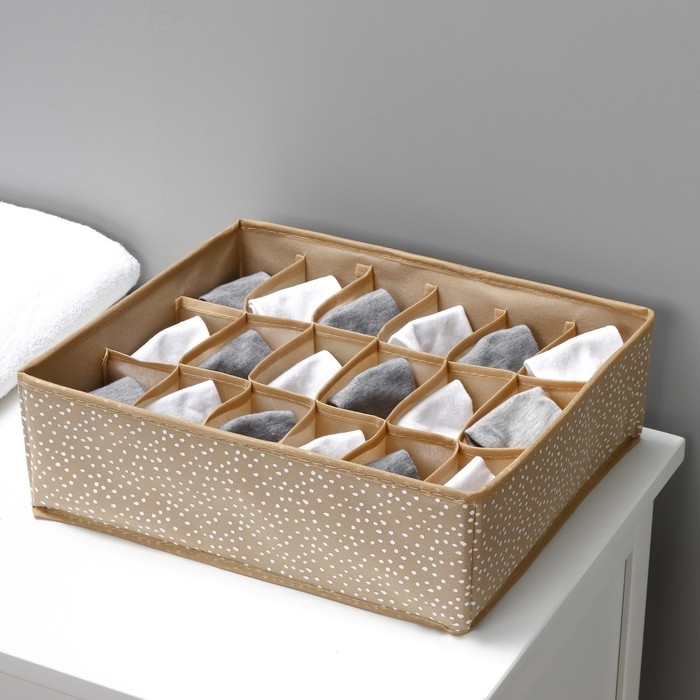 Органайзер для хранения белья Доляна Points, 18 ячеек, 35&times;30&times;12 см, цвет бежевый