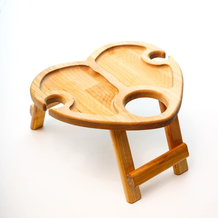 Столик - поднос для вина в форме сердца Adelica, с менажницей и складными ножками, на 2 персоны, d=30&times;2,8 см, берёза