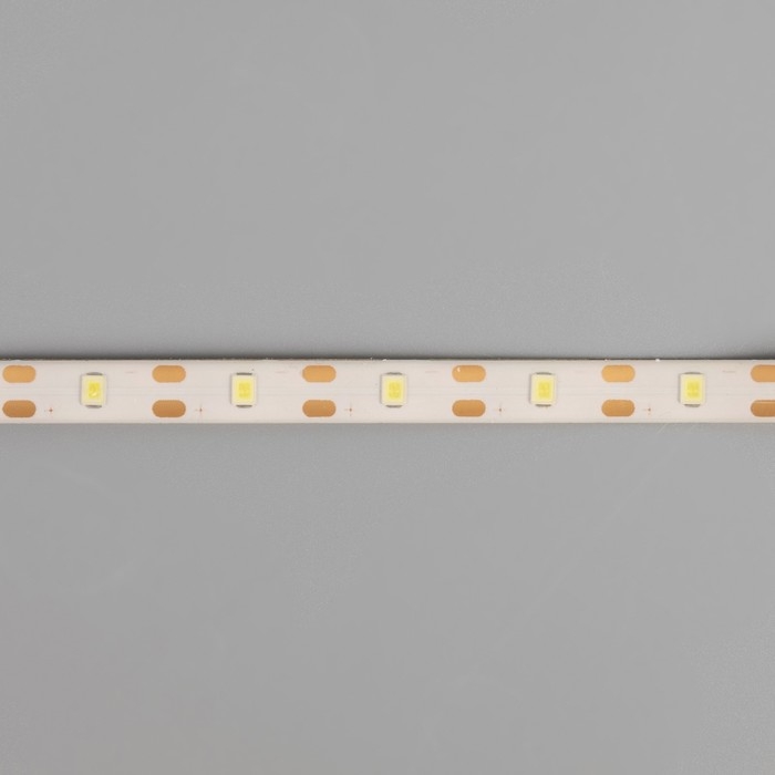 Светодиодная лента Luazon Lighting с датчиком движения 2 м, IP65, SMD2835, 60 LED/м, 4хААА, 3000К