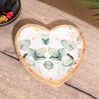 Блюдо в форме сердца &laquo;Листья&raquo;, дерево манго, 20.5&times;20&times;2.3 см