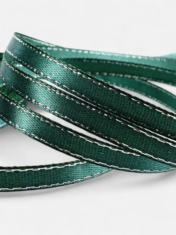 Лента атласная, с серебряным люрексом, 6 мм, 23&plusmn;1 м, зелёная №70