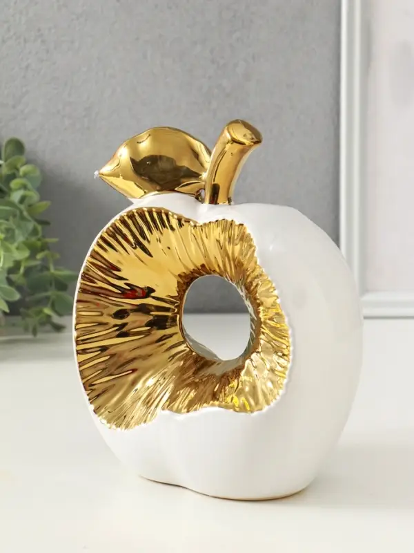 Сувенир керамика "Срез яблока" белый с золотом 11х18х22 см