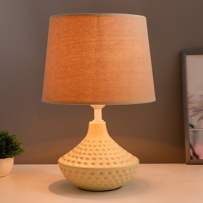 Настольная лампа "Мира" Е27 40Вт бежевый 25х25х37 см RISALUX
