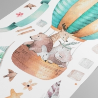 Наклейка пластик интерьерная цветная "Звери на воздушном шаре" 30х90 см