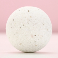 Бомбочка для ванны с листьями шалфея &laquo;8 Марта&raquo;, 120 г, аромат шалфея, ЧИСТОЕ СЧАСТЬЕ