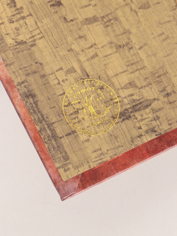 Сейф-книга дерево кожзам "Любовь" 21х13х5 см