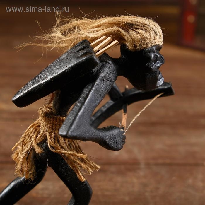 Сувенир из дерева &laquo;Абориген охотник&raquo;, 17&times;7.5&times;9 см