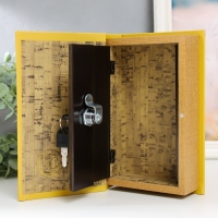 Сейф-книга дерево кожзам "Чёрный кот с ландышами в вазе" 21х13х5 см