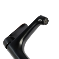 Смеситель для раковины ZEIN Z3800, однорычажный, высота излива 22 см, картридж 35 мм, черный