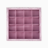 Коробка под 16 конфет с ячейками &laquo;Цветы&raquo;, 19 х 19 х 3 см