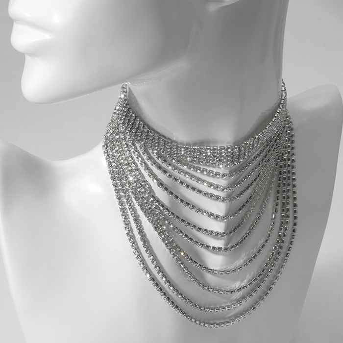 Колье &laquo;Водопад&raquo; волна, цвет белый в серебре, 25 см