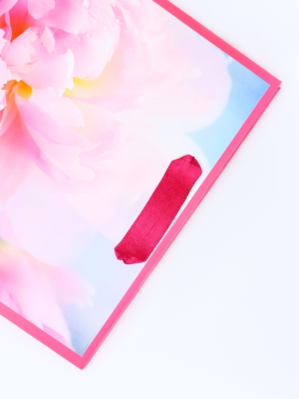 Пакет подарочный вертикальный &laquo;Flowers&raquo;, MS 18 х 23 х10 см