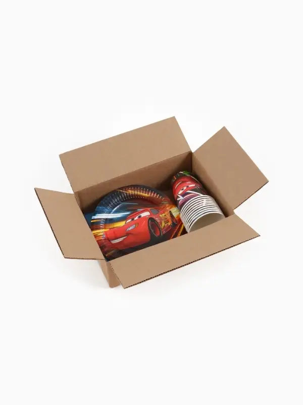 Посуда одноразовая бумажная на 10 персон: стаканы, тарелки, скатерть, Машинки